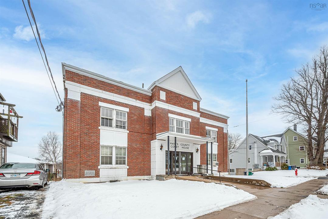 240 King Street, Windsor, NS