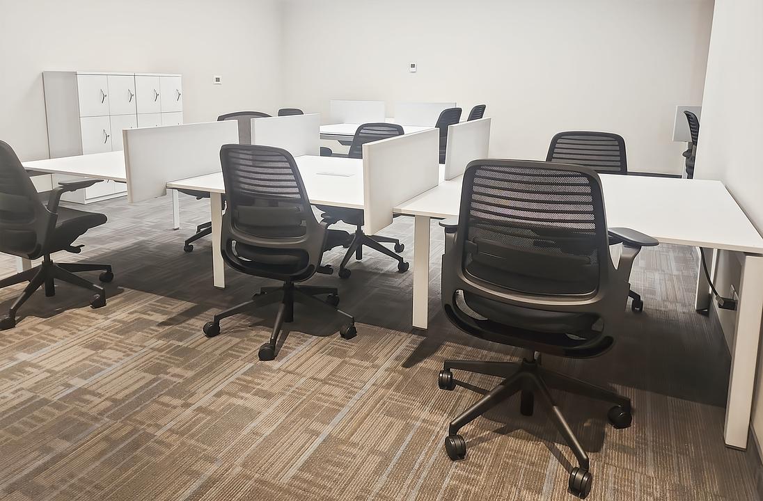 125 Commerce Valley Drive West, Markham, ON