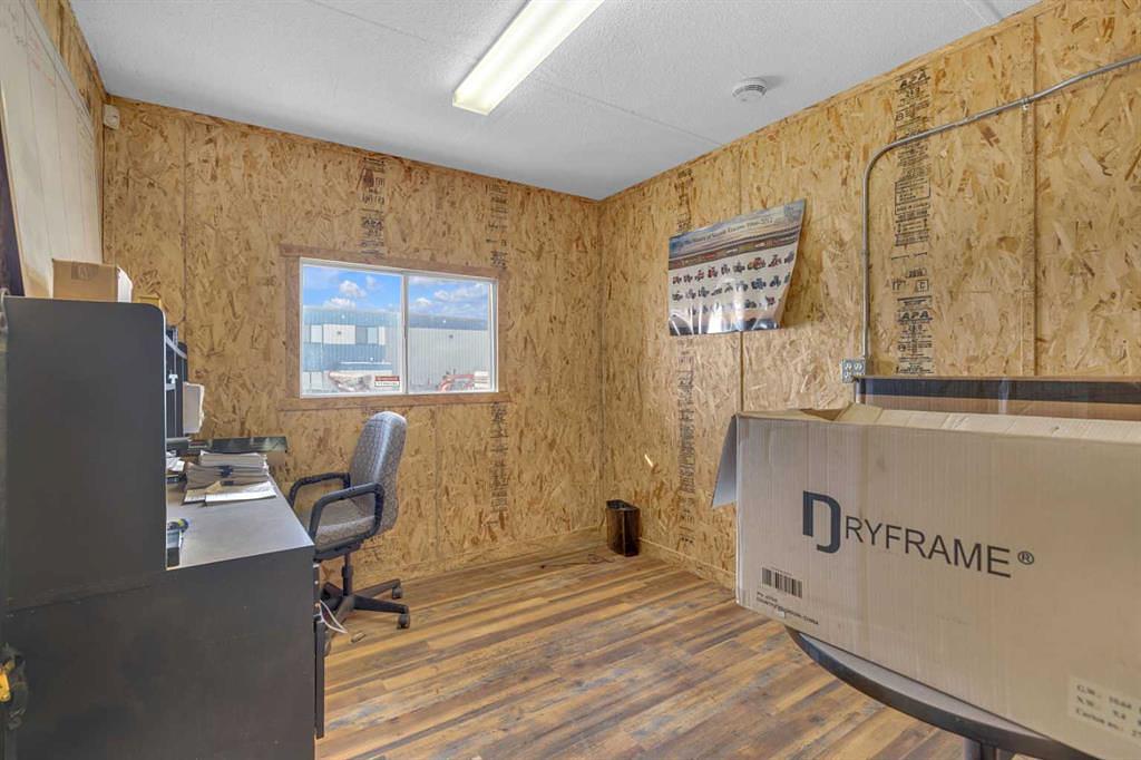 6606 42 Avenue, Ponoka, AB