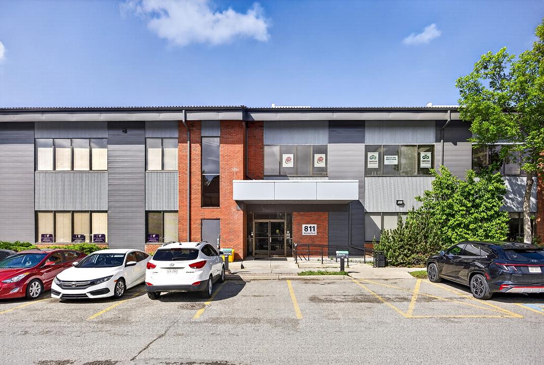107 - 811 Manning Road Northeast, Calgary, AB