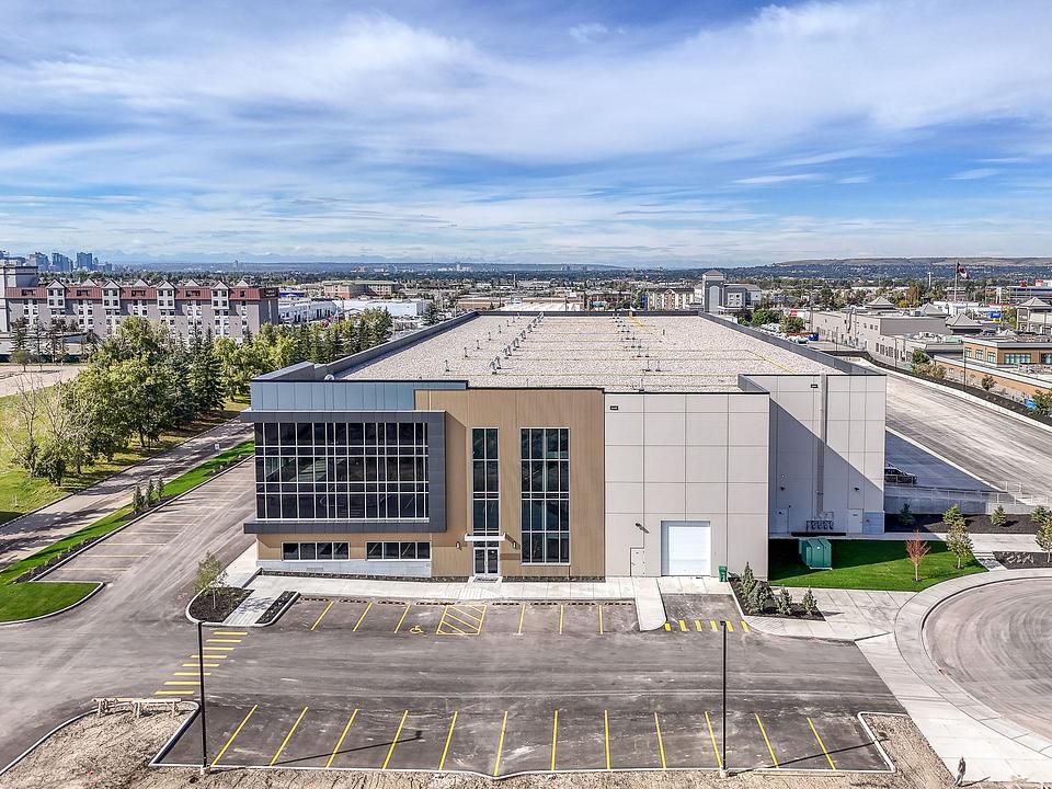 3111 27 Street Northeast, Calgary, AB
