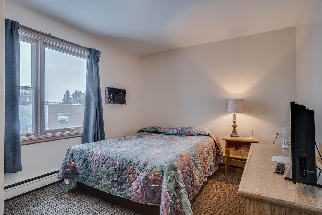 5114 50 Street, Evansburg, AB