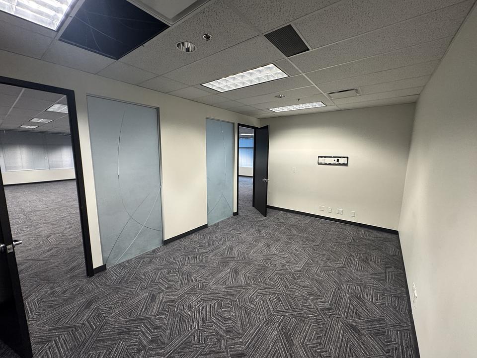 110 - 4600 Jacombs Rd, Richmond, BC