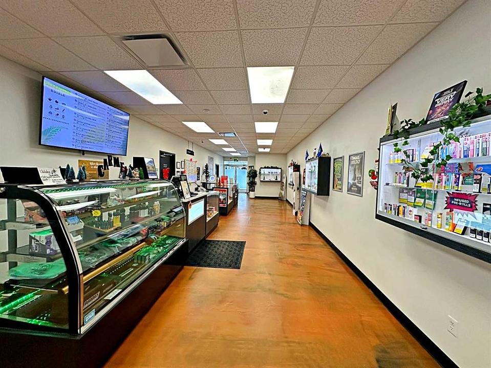 105 - 9904 Franklin Avenue, Fort McMurray, AB