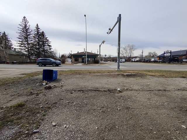 206 Government Road South, Diamond Valley, AB