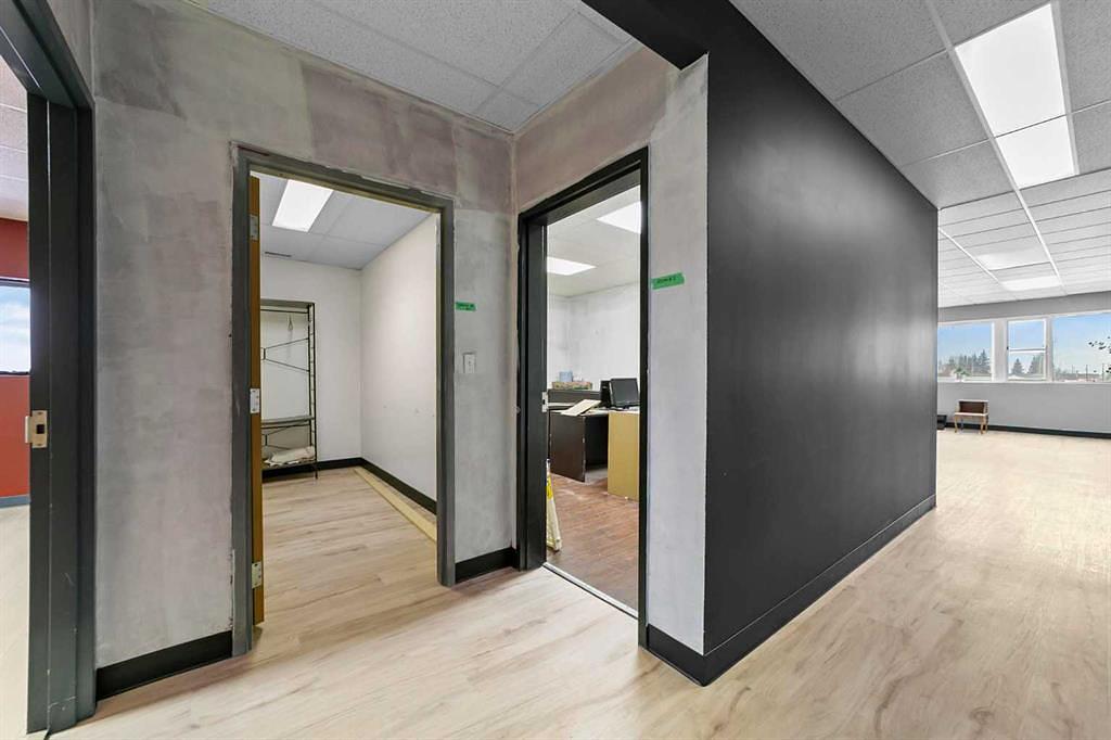 Bay C - 4707 51 Avenue, Camrose, AB