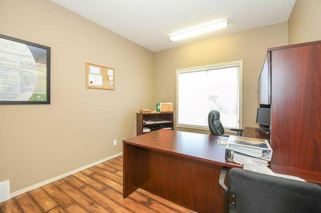 49A Avenue, Bentley, AB