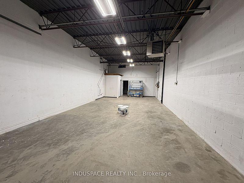 F11 - 1585 Britannia Rd E, Mississauga, ON