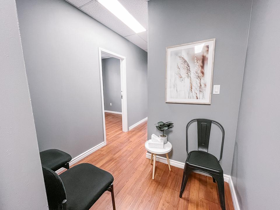 300 - 2 & 3 - 120 Wellington Street, London, ON