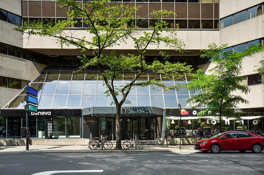 425 Boulevard de Maisonneuve, Montréal, QC