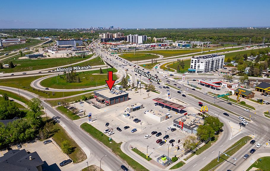 2005 Pembina Highway - 2005 Pembina Highway, Winnipeg, MB