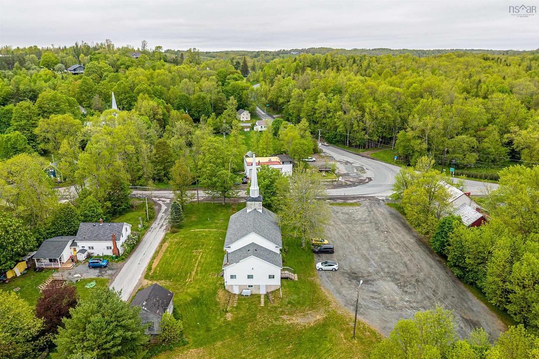 7800 Highway 14, Newport, NS