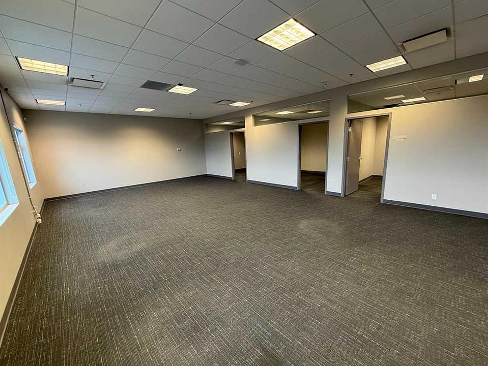100 Grande Boulevard, Cochrane, AB