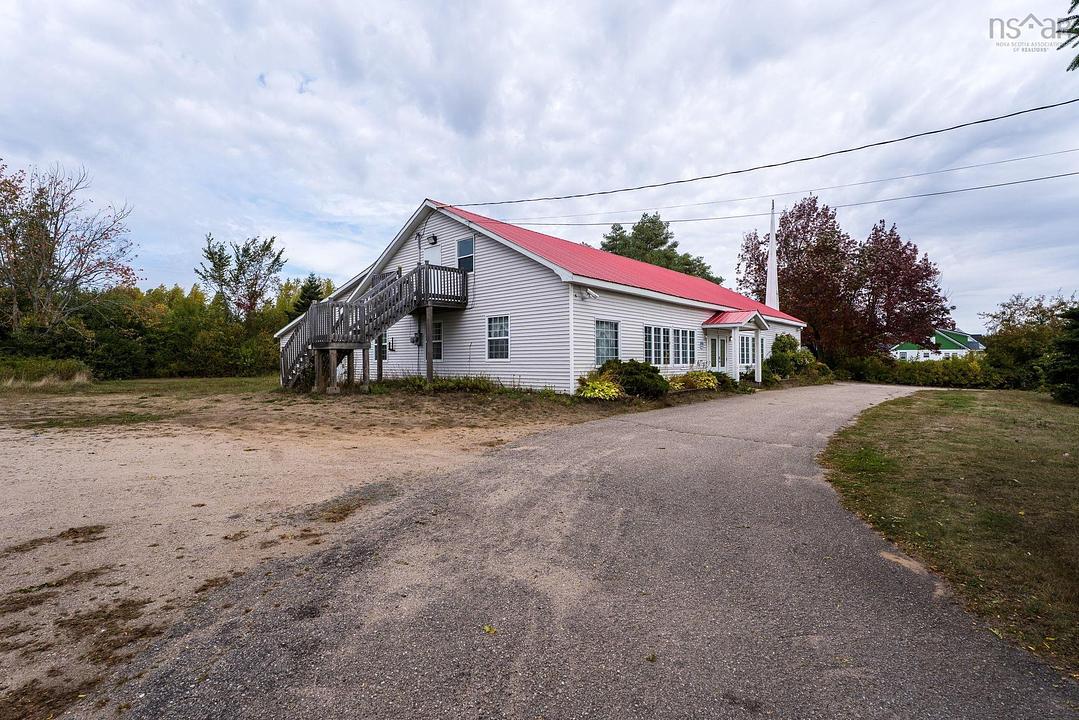 10443 Nova Scotia Trunk 1, Lawrencetown, NS
