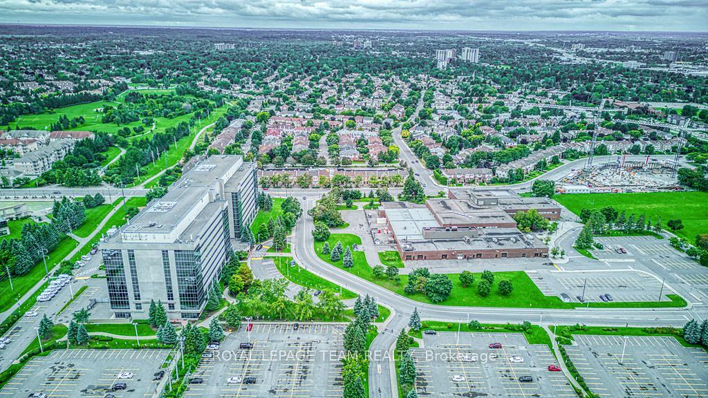 84 Centrepointe Drive, Ottawa, ON