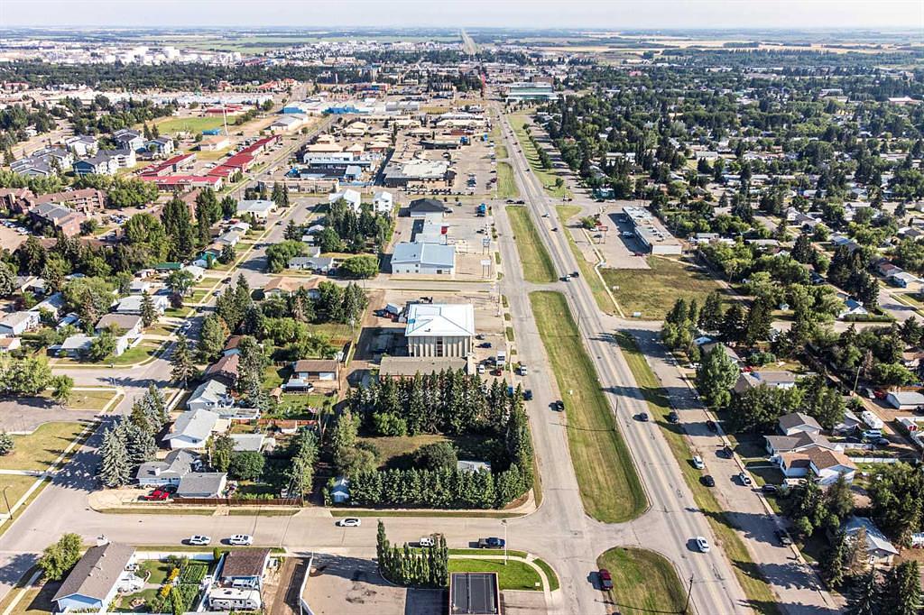 3302 50 Avenue, Lloydminster, AB