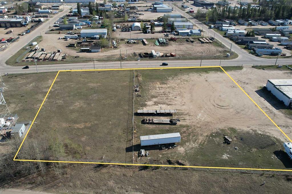 3792 41 Avenue, Whitecourt, AB