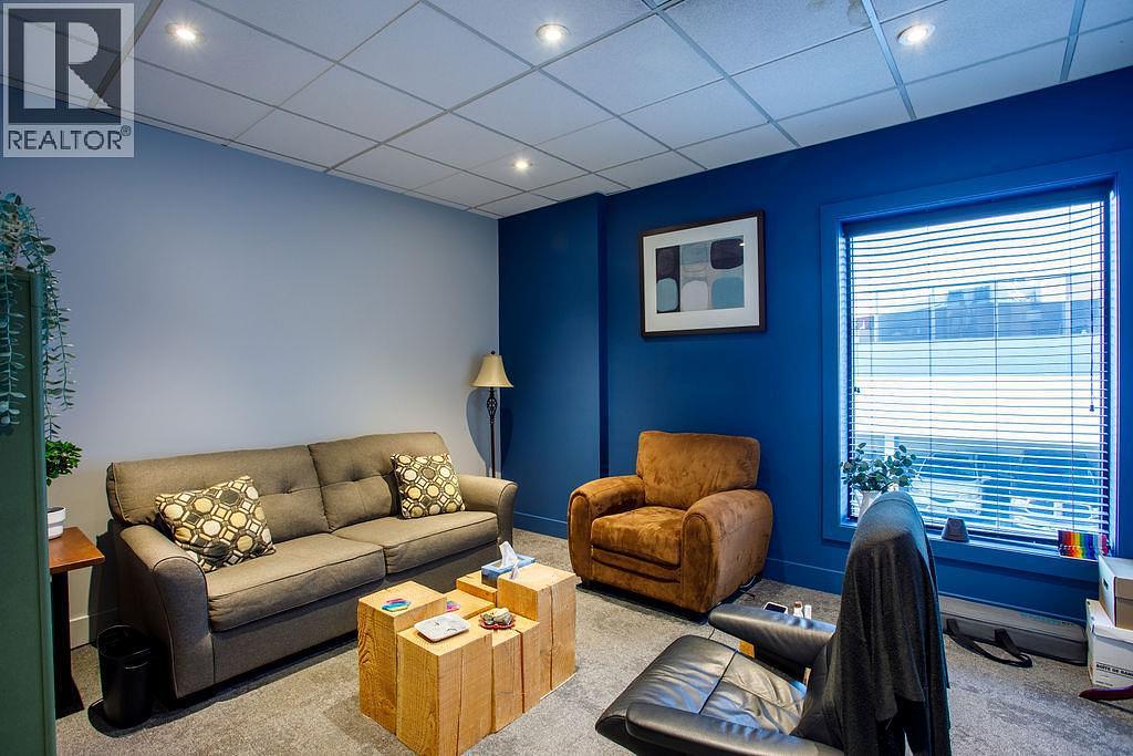200 - 1455 Ellis Street, Kelowna, BC