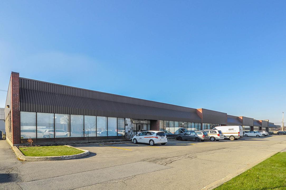 6846 - 6846 Chemin de la Côte-de-Liesse, Montréal, QC