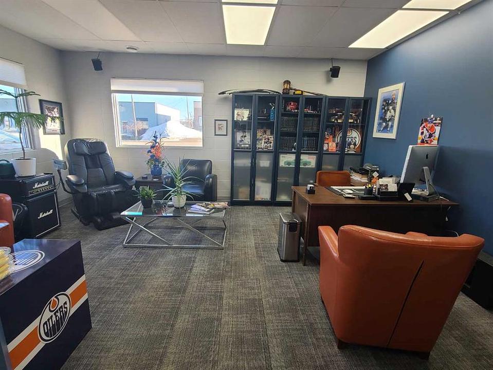 7810 102 Avenue, Peace River, AB