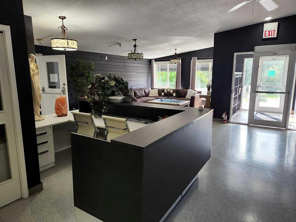 5430 Fairview Avenue, Bashaw, AB
