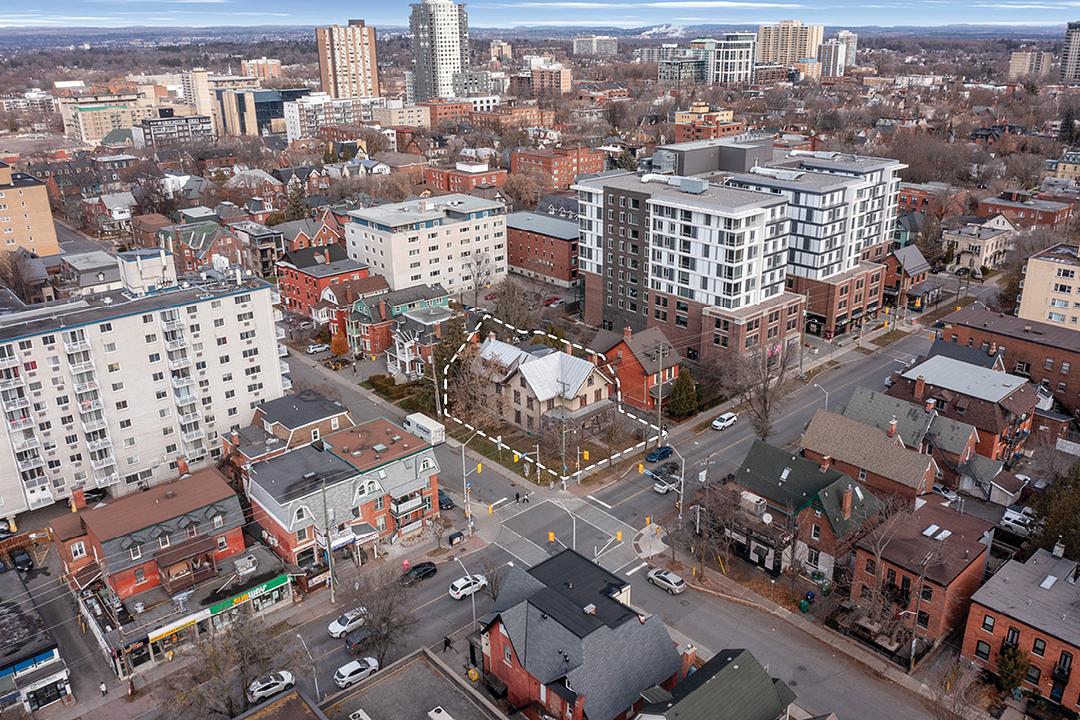 245 Laurier Avenue East, Ottawa, ON