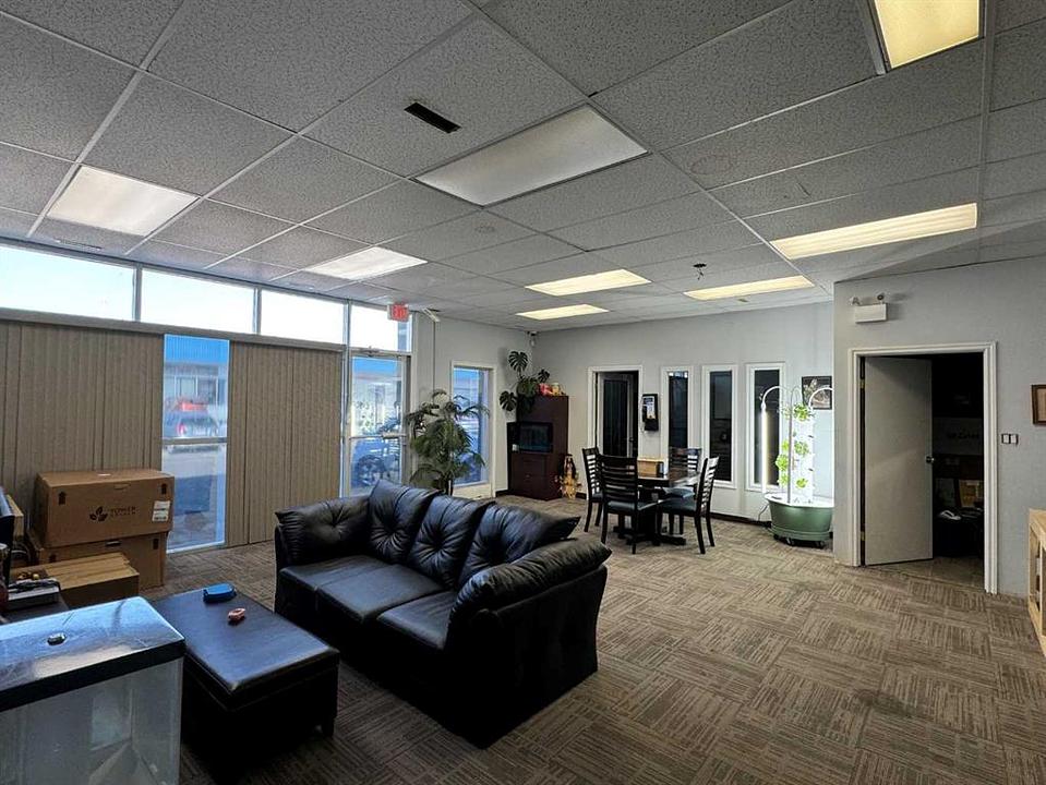 219 12B Street North, Lethbridge, AB