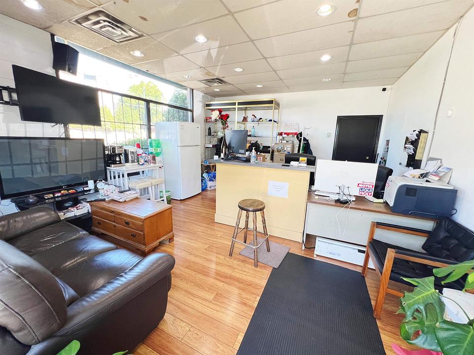 10 - 930 Southwest Marine Drive, Vancouver, BC