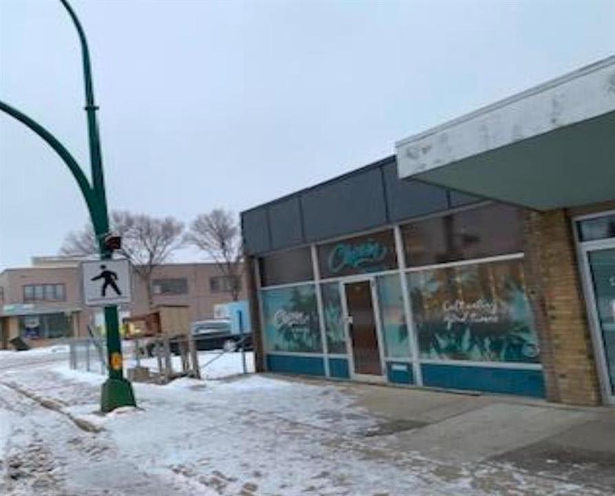 406 13 Street North, Lethbridge, AB