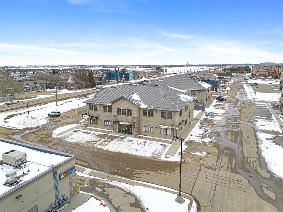 Unit B - 1724 50 Avenue, Lloydminster, AB