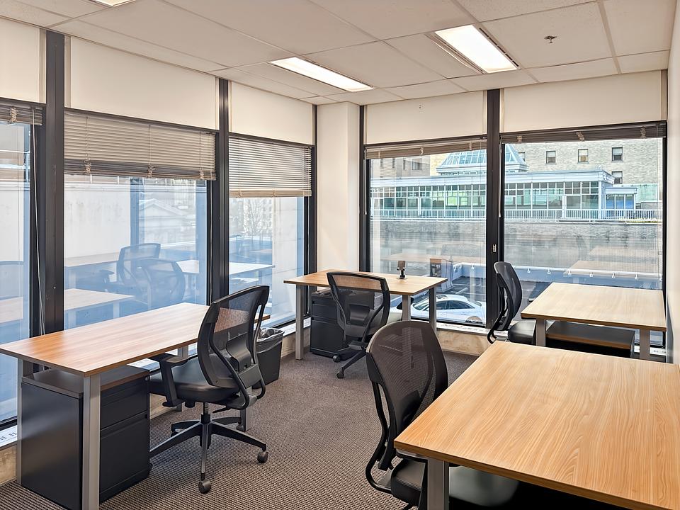 600 - 1100-777 Hornby Street, Vancouver, BC