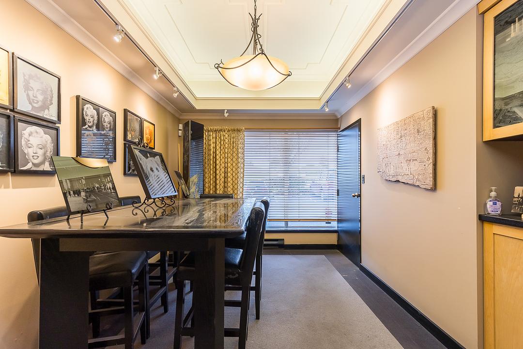 110 - 8484 162 St, Surrey, BC