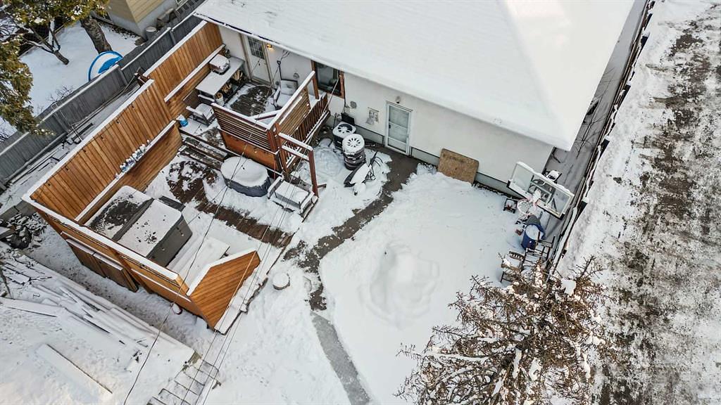 2040 42 Avenue Southwest, Calgary, AB