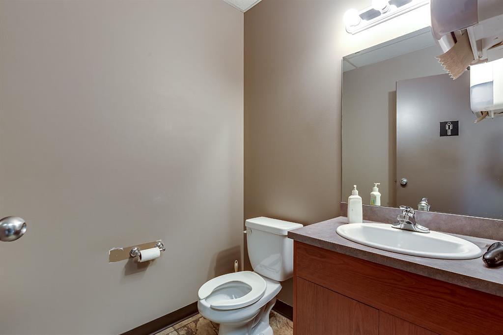 44 Avenue, Ponoka, AB