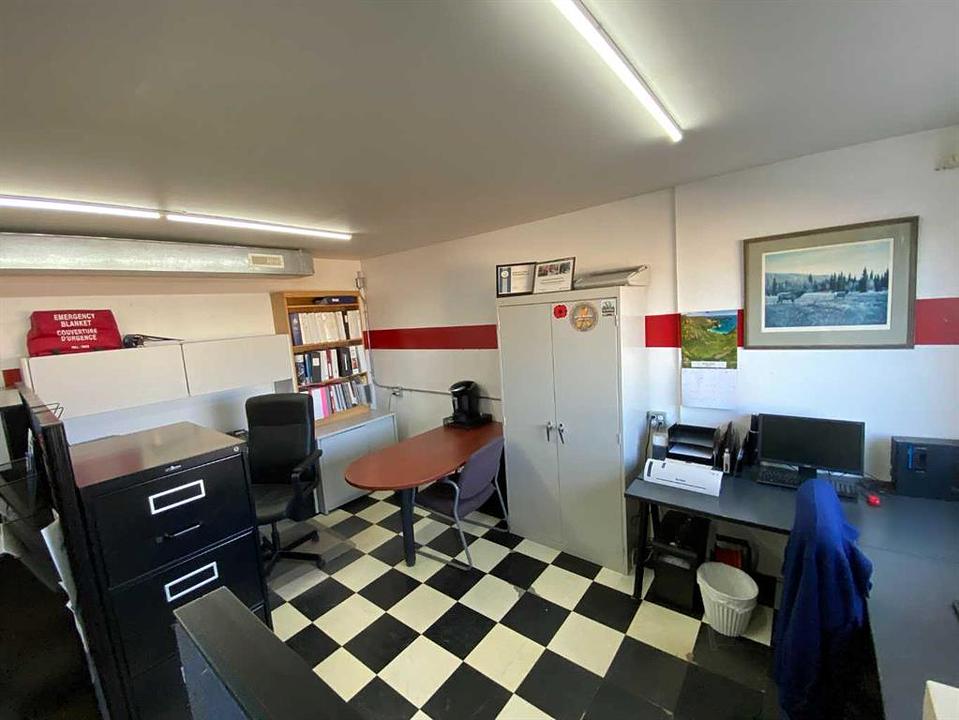 598 Industrial Road East, Millicent, AB