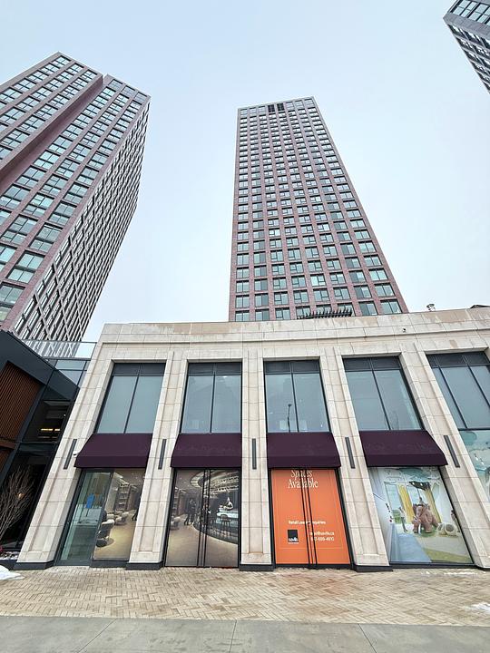 1B - York Garden Way, Toronto, ON