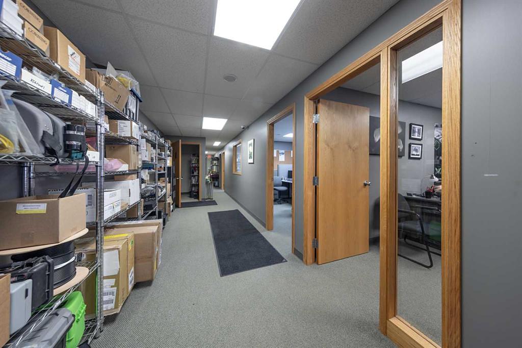 5912 50 Avenue, Lloydminster, AB