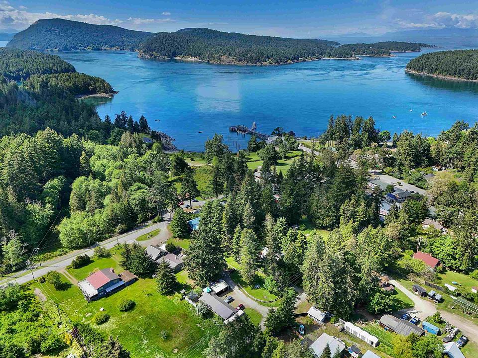 454 Village Bay Road, Mayne Island, BC