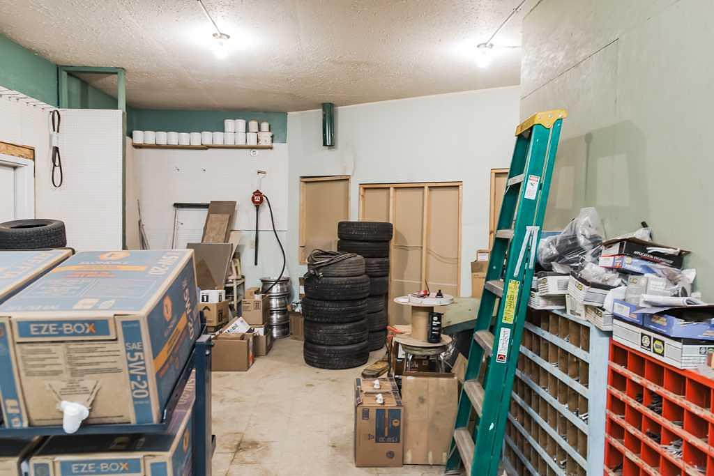 9934 100 Avenue, Grande Prairie, AB