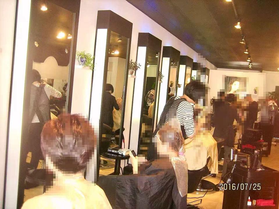 8538 Granville Street, Vancouver, BC