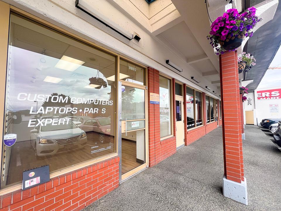 880C Esquimalt Road, Victoria, BC