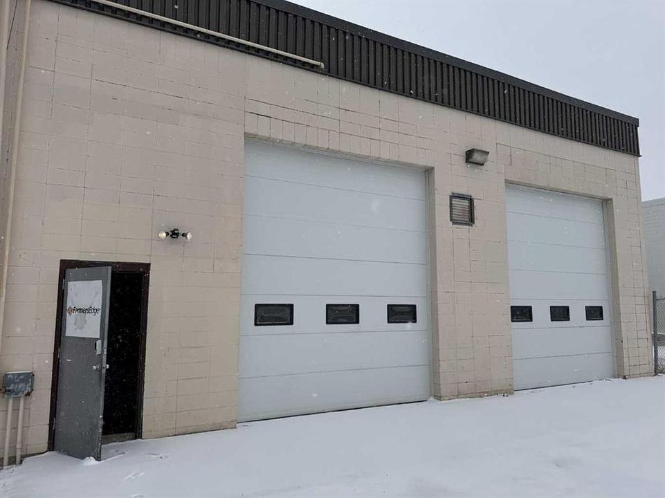 Bay 4 - 5208 62 Street, Lloydminster, AB