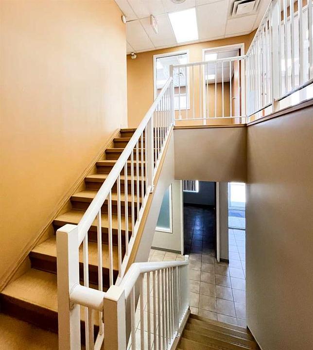 2450 South Highway Drive Southeast, Redcliff, AB
