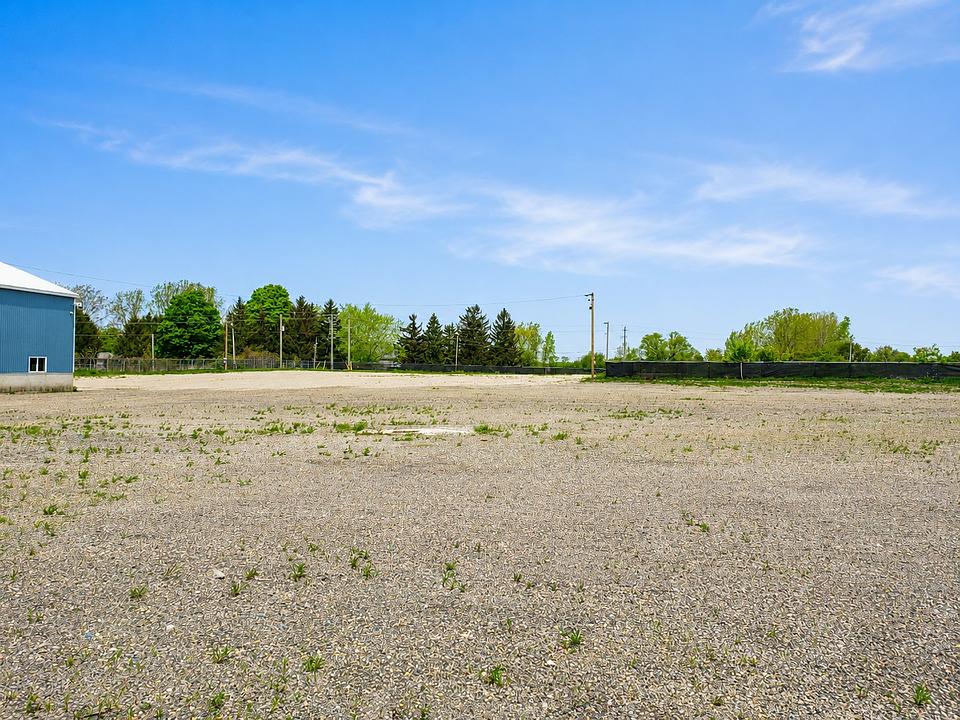 2679 Couch Road, Putnam, ON