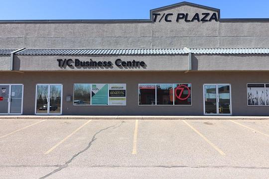1335 Trans Canada Way South East, Medicine Hat, AB