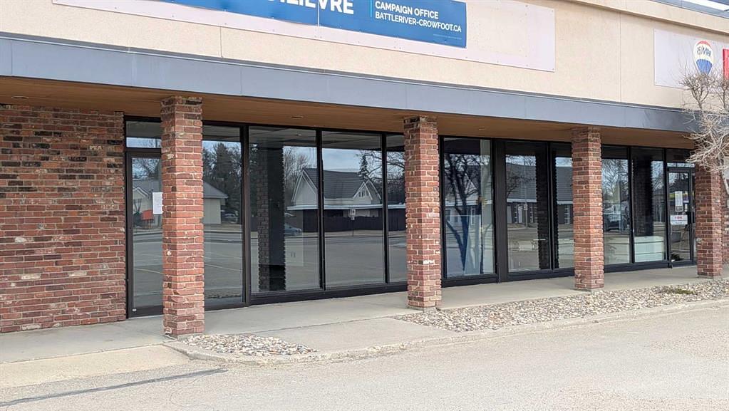6008 48 Avenue, Camrose, AB