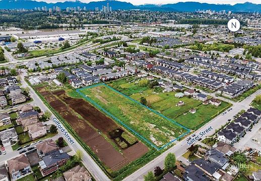 1135 Salter Street, New Westminster, BC
