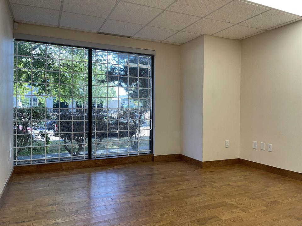 190 - 4611 No 6 Rd, Richmond, BC