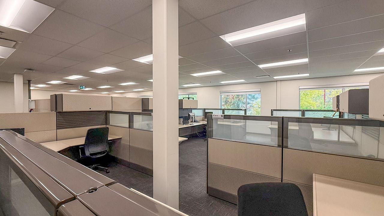100 - 1090 Manhattan Drive, Kelowna, BC