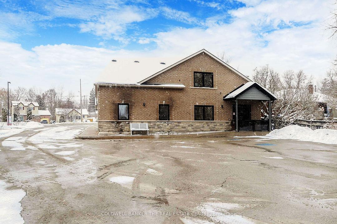 543 The Queensway South, Georgina, ON